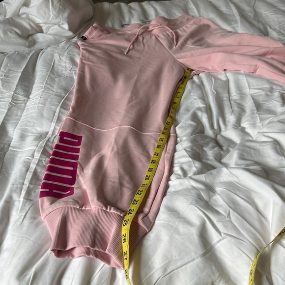NWT Puma large pink sweatpants with pockets - Picture 4 of 4